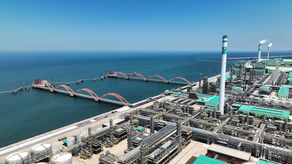 新時代中國調(diào)研行之看區(qū)域&middot;東北篇|在延鏈、補鏈、強鏈中再造產(chǎn)業(yè)動能--來自東北石化重鎮(zhèn)的&ldquo;減油增化&rdquo;報告